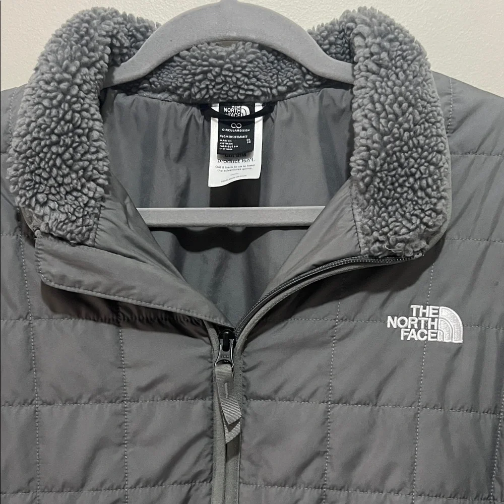 The North Face Women’s Junction Insulated Jacket - Picture 3 of 4